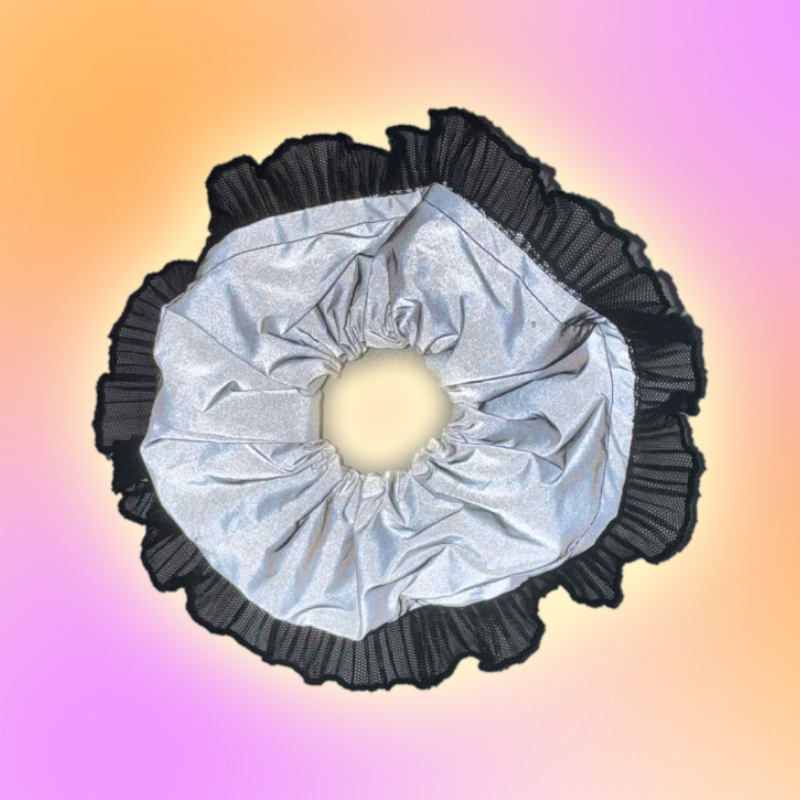 reflective scrunchie - black